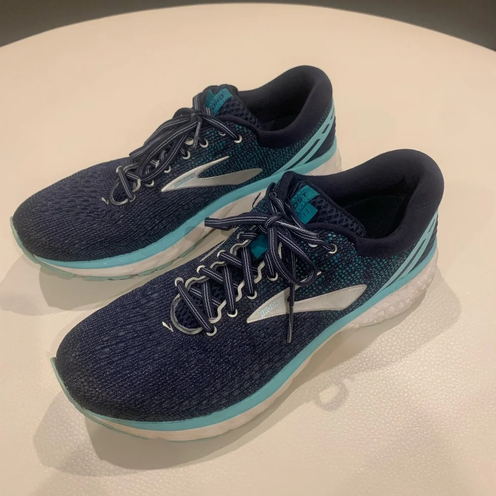 Brooks Running Shoes - Picture 1 of 1